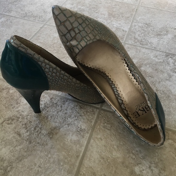 BKE heels - Picture 1 of 3